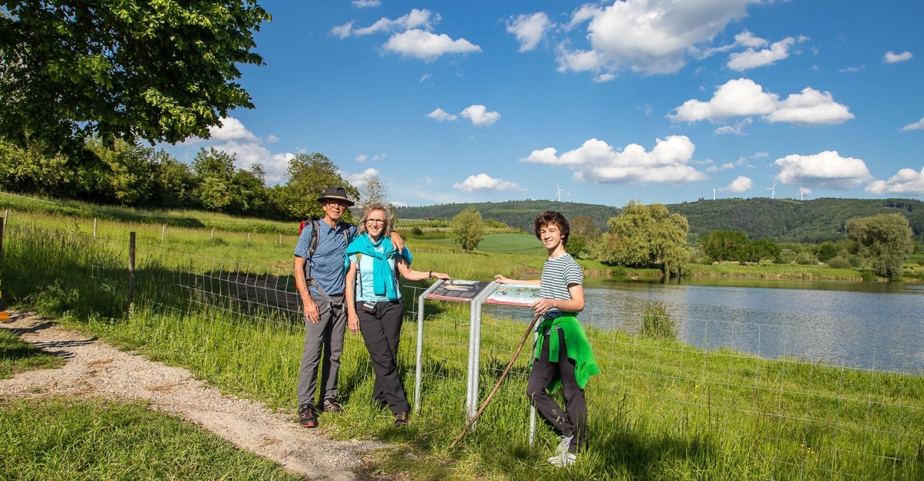 Wanderer an den Fischteichen Wanderer an den Fischteichen