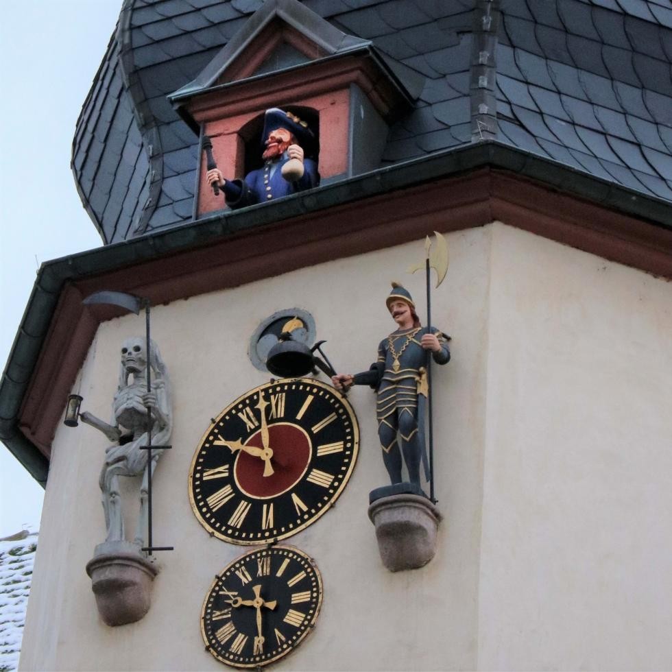Benfelder Rathaus, Uhrturm von 1617