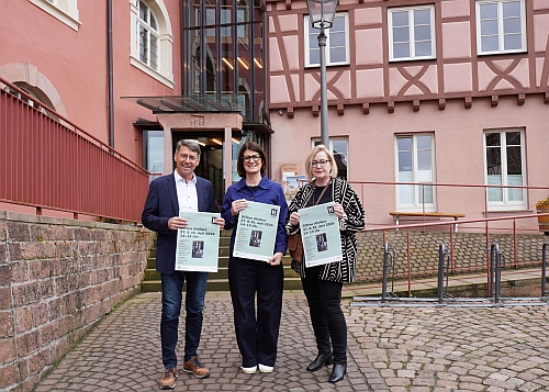 v.l.: Bürgermeister Bruno Metz, Andrea Krappitz und Marion Bekker